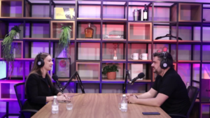 Ana Plentz, COO da 49 educação e Guilherme Pessoa, CEO da Dattos