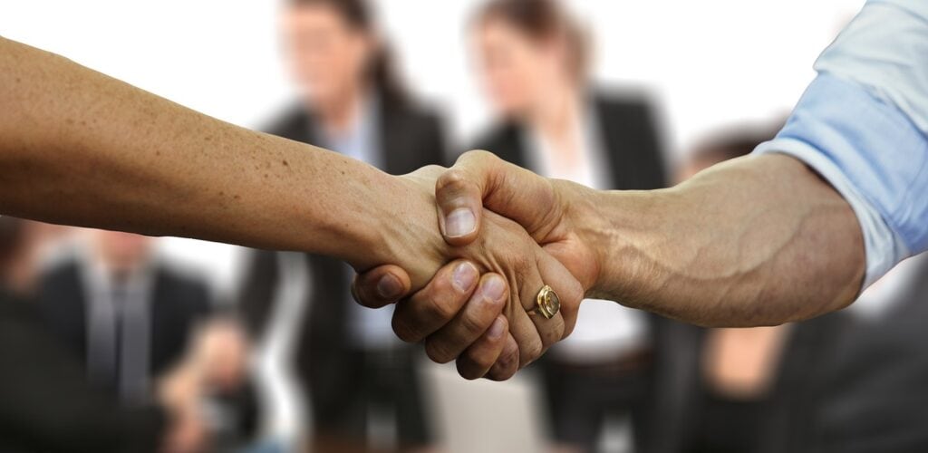 Antes de escolher um sócio startup: 10 perguntas que todo founder deve fazer